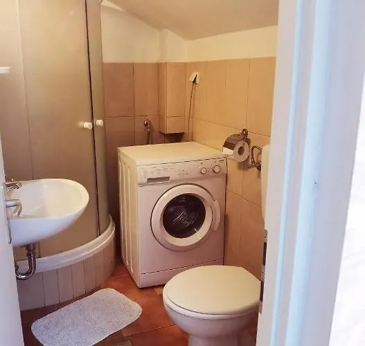 Bele Apartament Maslenica